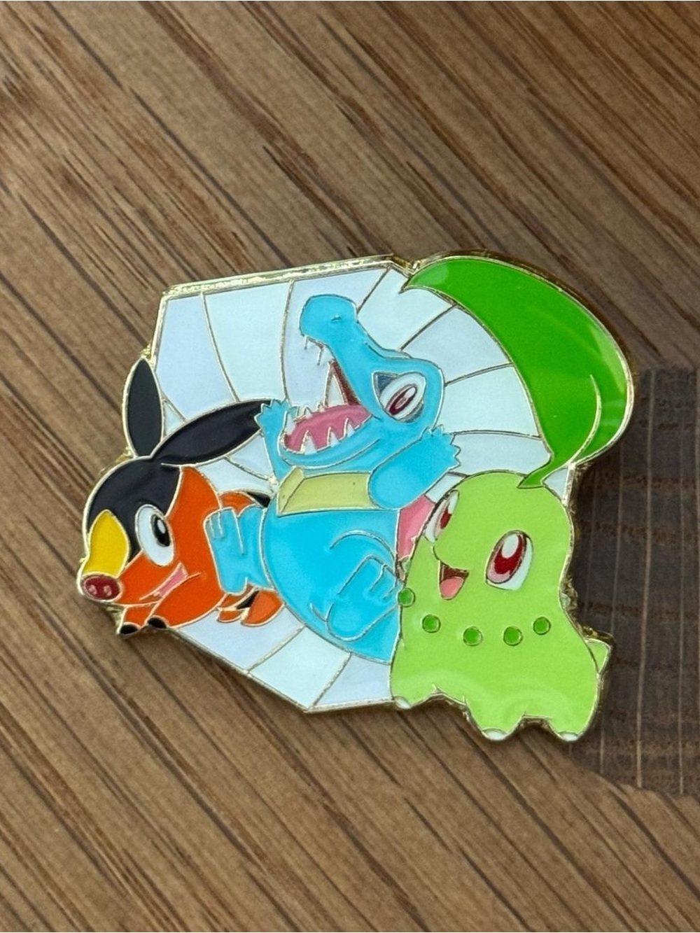 🆕Pokemon Pin Featuring Totodile (blue), Chikorita (green) & Torchic (orange)